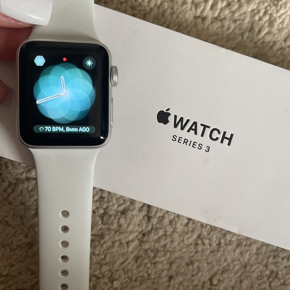 Apple watch series 3